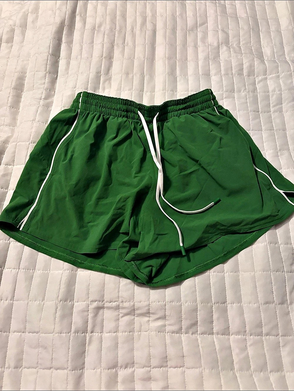 lululemon Green Athletic Shorts Size 6